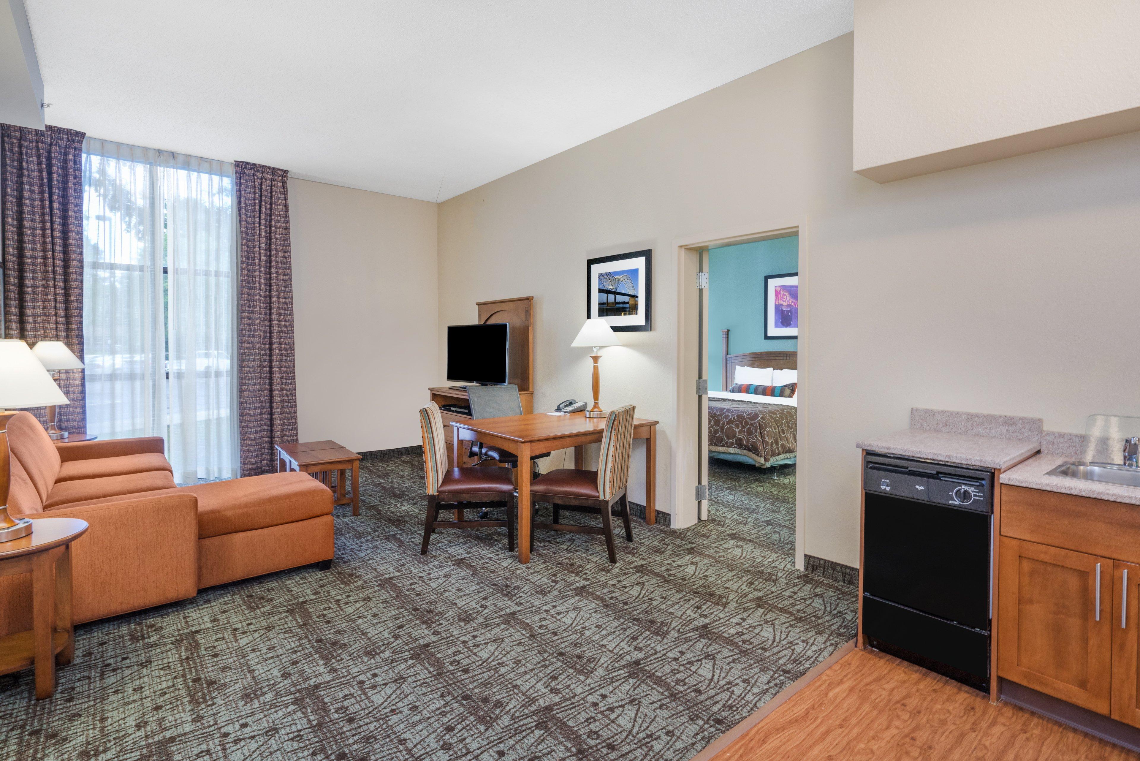 Staybridge Memphis-poplar Ave East By Ihg Hotel 2*